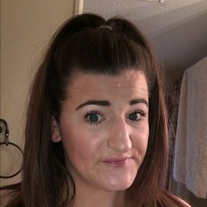 Meet your Posher, Molly